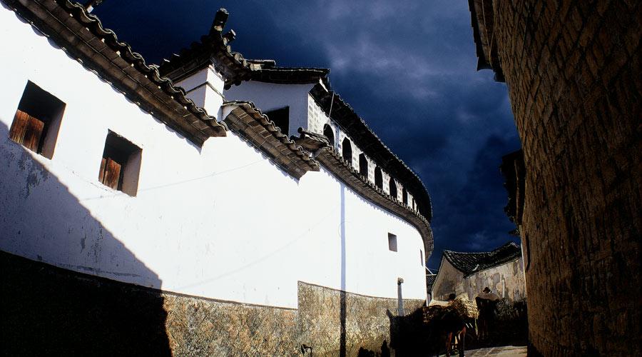跳出深坑